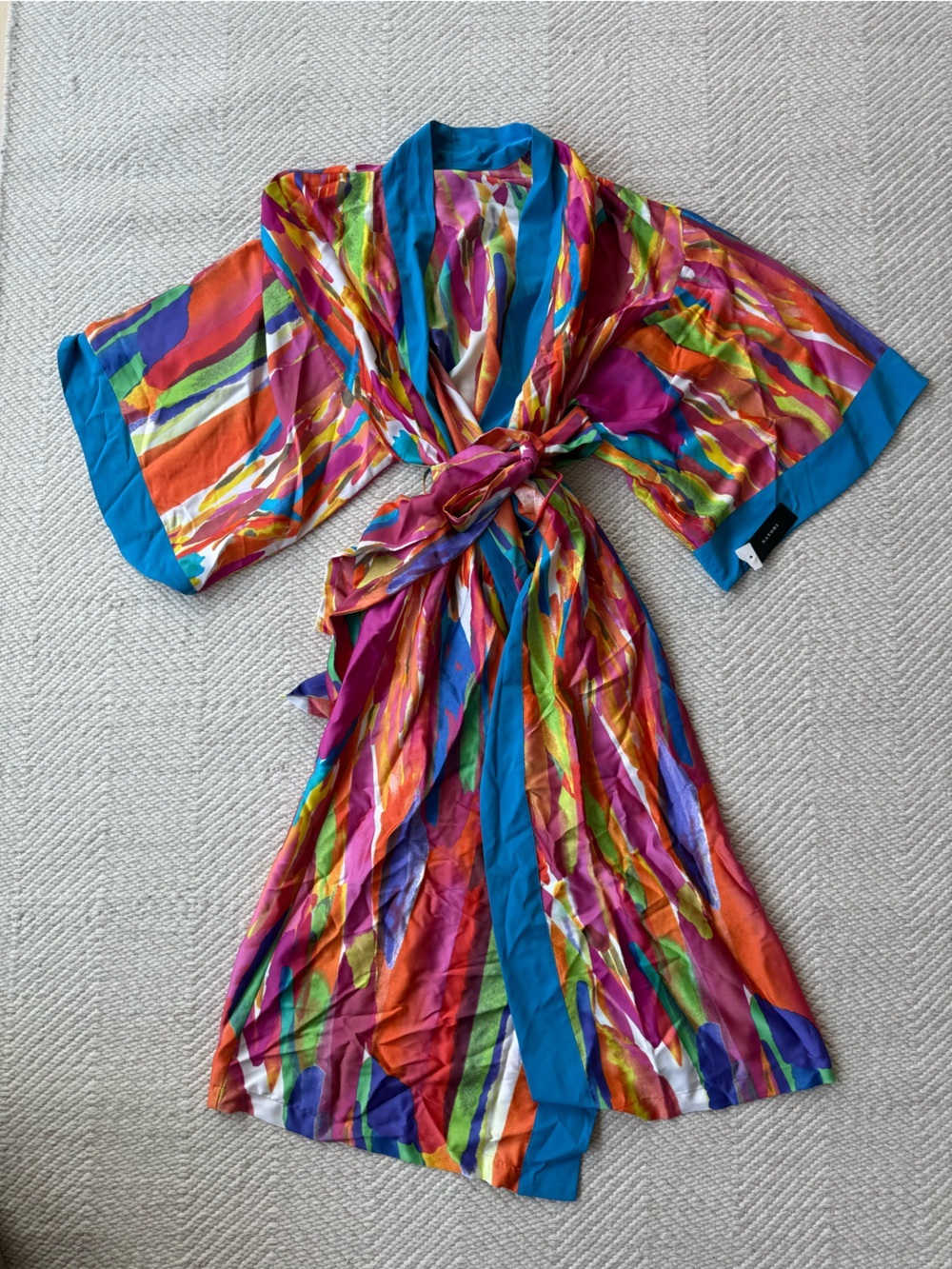 NWT Natori Robe Kimono Colorful Abstract  Satin sz M